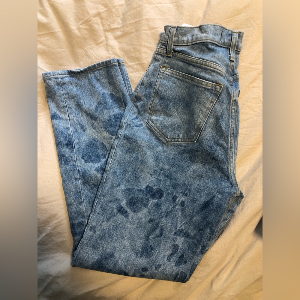 Bleach-dyed Abercrombie Curve Love 90s Straight Ultra High Rise